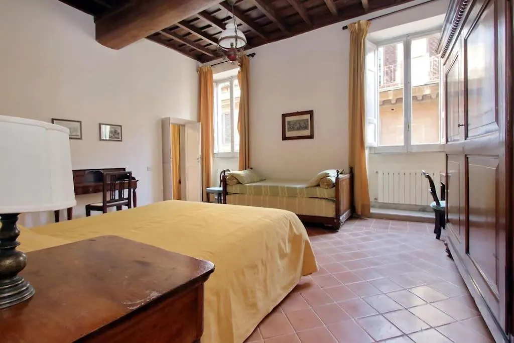 Navona Elegant Two Bedroom Apartment Rome