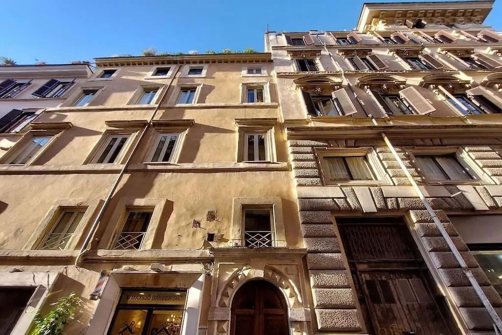 Navona Elegant Two Bedroom Apartment Rome